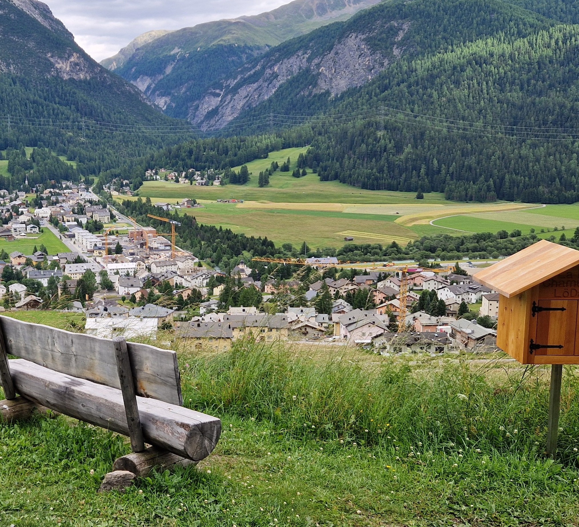 Lö Da Ler – Reading bench